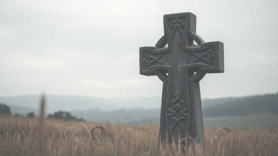 W jaki sposób krzyż celtycki symbolizuje opór?